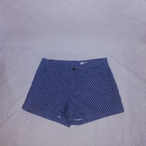Gap size 1 blue design shorts